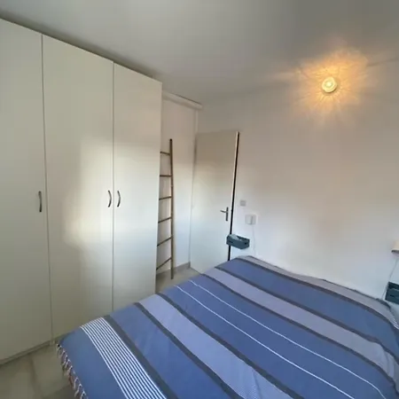 Narbonne-plage : T2 Climatise, Balcon, Parking, A 100m De La Plage, Commerces A Proximite - Fr-1-795-12 Apartmán
