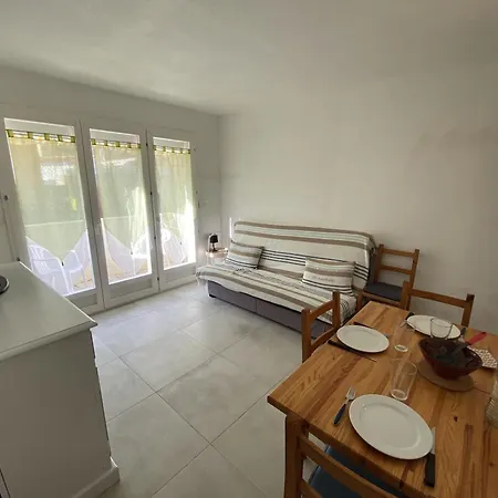 Apartmán Narbonne-plage : T2 Climatise, Balcon, Parking, A 100m De La Plage, Commerces A Proximite - Fr-1-795-12 Narbonne