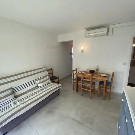 Narbonne-plage : T2 Climatise, Balcon, Parking, A 100m De La Plage, Commerces A Proximite - Fr-1-795-12 * Narbonne