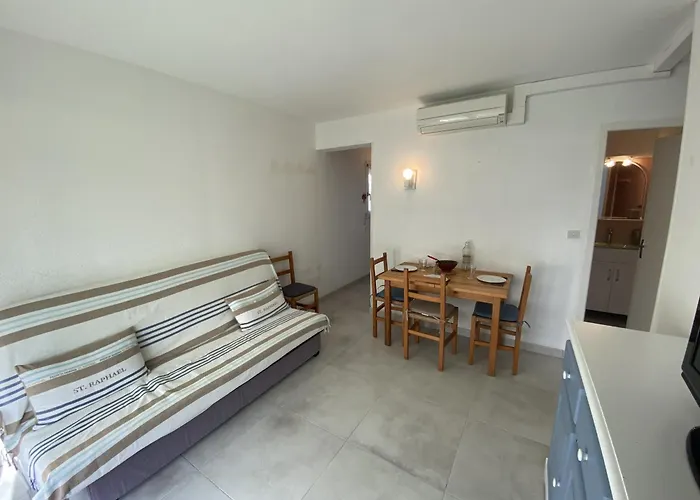 Narbonne-plage : T2 Climatise, Balcon, Parking, A 100m De La Plage, Commerces A Proximite - Fr-1-795-12 * Narbonne
